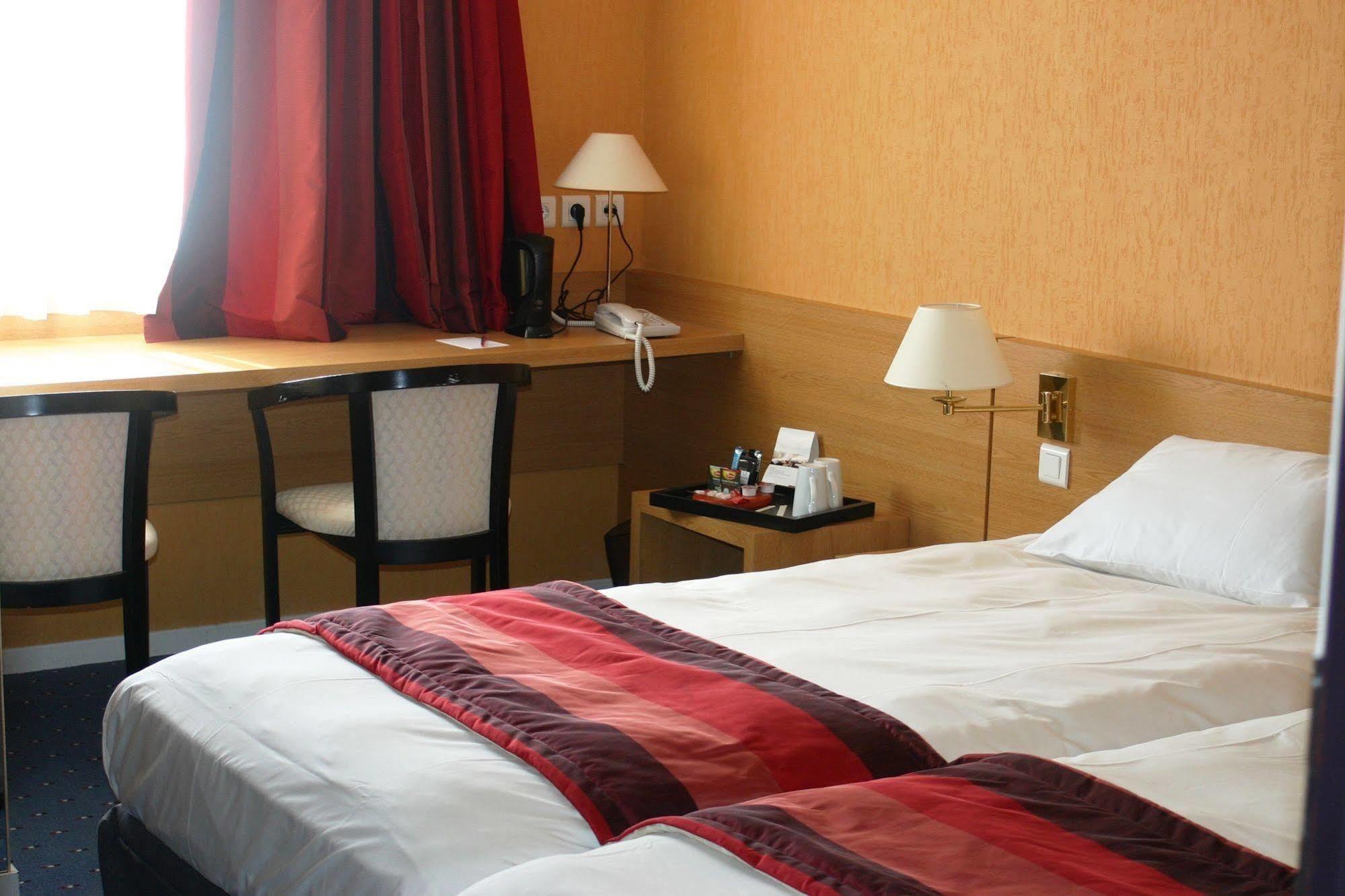 Mercure Hexagone Luxeuil Kültér fotó