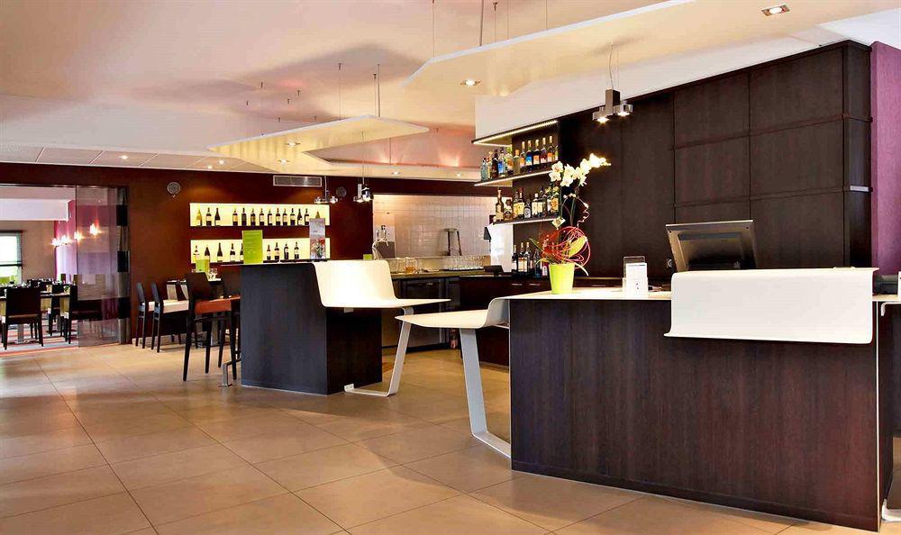 Mercure Hexagone Luxeuil Beltér fotó